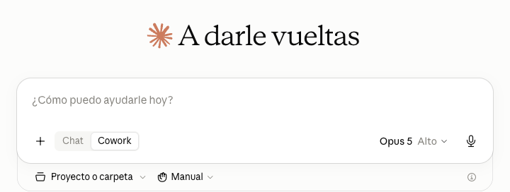 Pantalla de inicio de Claude con el compositor, las pestañas Chat y Cowork y el selector de modelo